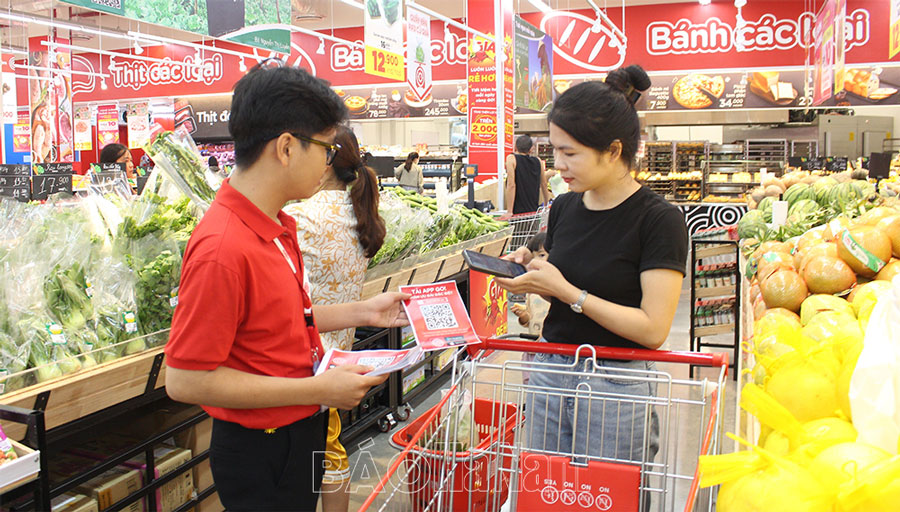Các siêu thị đẩy mạnh bán hàng qua sàn thương mại điện tử